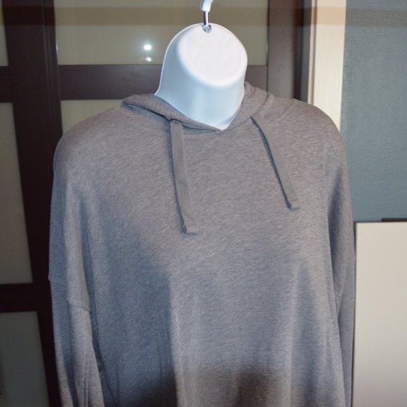 Sweater - Picture 2 of 4